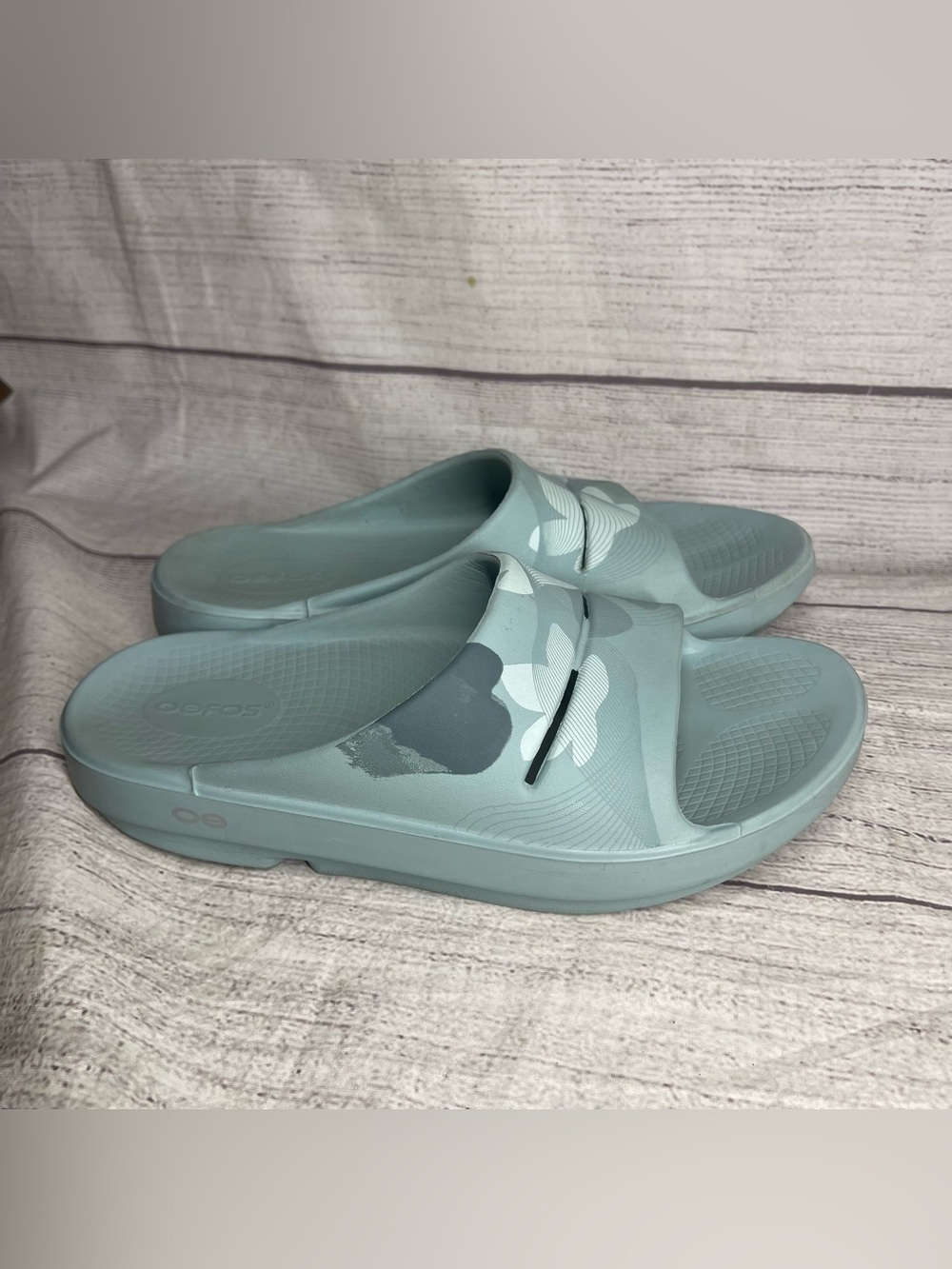 OOFOS OOahh Women’s 8 Mist Breeze Comfort Slide Sandals
